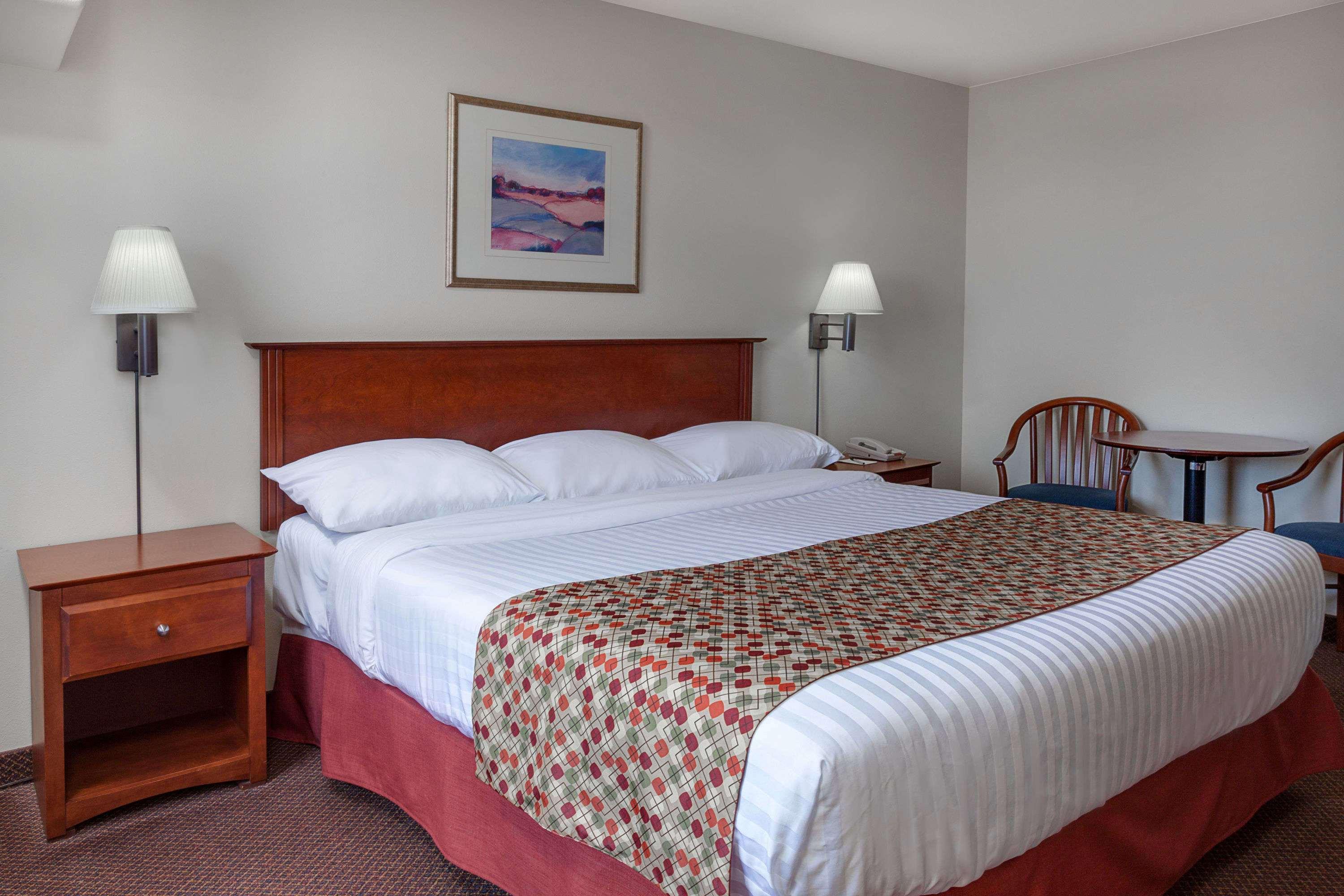 Super 8 By Wyndham Caraquet Hotel Екстериор снимка